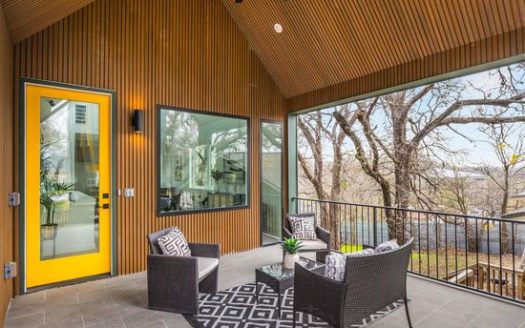 3-Bedroom Single Family Home for Rent in Austin, TX 78721 – $3275/mo | 4 Baths | Updated 2025