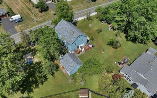 3-Bedroom Townhouse for Rent in Cohoes, NY 12047 – $2500/mo | 2 Baths | Updated 2025
