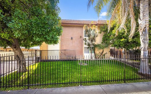 Condo for Sale in Panorama City, CA 91402 – 2 Bedrooms, 2 Baths – $390000