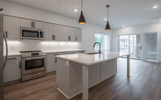 Condo for Sale in Nashville, TN 37208 – 1 Bedroom, 1 Bath – $349900