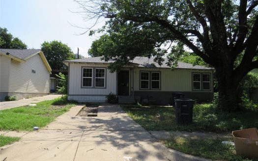 Single Family Home for Sale in Fort Worth, TX 76119 – 3 Bedrooms, 2 Baths – $169000