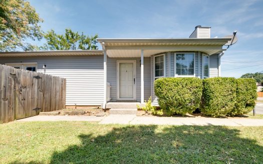 Condo for Sale in Nashville, TN 37214 – 1 Bedroom, 1 Bath – $239900