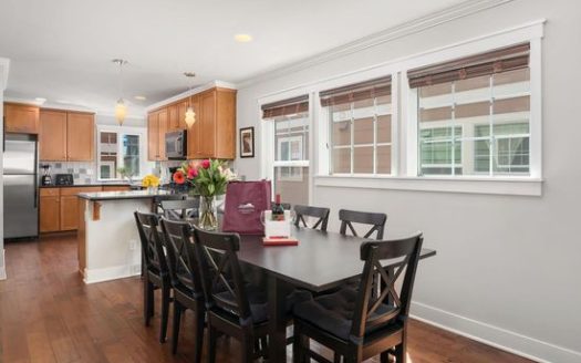 3-Bedroom Townhouse for Rent in Seattle, WA 98112 – $3850/mo | 3 Baths | Updated 2025