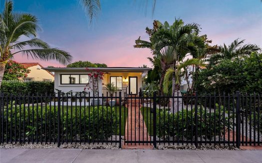 Multi Family Home for Sale in Miami, FL 33145 – 5 Bedrooms, 4 Baths – $1395000