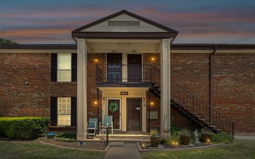 Condo for Sale in Benbrook, TX 76126 – 1 Bedroom, 1 Bath – $155000