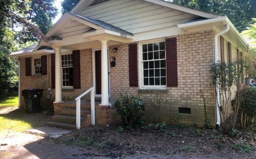 2-Bedroom Townhouse  for Rent in Charlotte, NC 28205 – $1295/mo | 1 Baths | Updated 2025