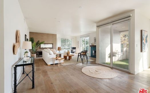 Condo for Sale in Los Angeles, CA 90010 – 3 Bedrooms, 3 Baths – $1495000