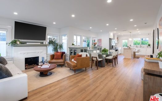 Multi Family Home for Sale in Venice, CA 90291 – 2 Bedrooms, 2 Baths – $1979000