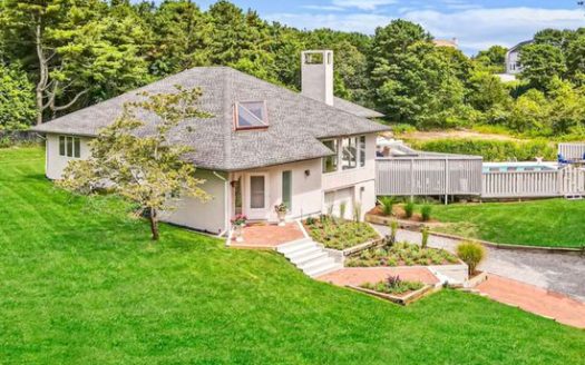 3-Bedroom Townhouse for Rent in Southampton, NY 11968 – $35000/mo | 2 Baths | Updated 2025