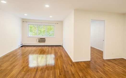 3-Bedroom Apartment for Rent in Ridgewood, NY 11385 – $3000/mo | 2 Baths | Updated 2025