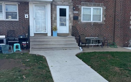 Townhouse for Sale in Philadelphia, PA 19149 – 3 Bedroom, 1 Bath – $279900