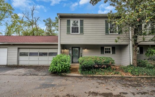 Townhouse for Sale in Nashville, TN 37217 – 3 Bedrooms, 3 Baths – $270000