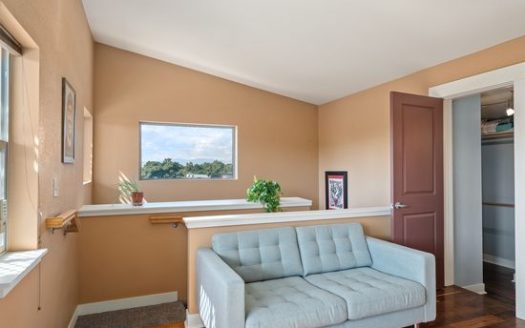 3-Bedroom Townhouse  for Rent in Denver, CO 80205 – $3995/mo | 4 Baths | Updated 2025