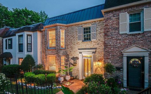 Townhouse for Sale in Nashville, TN 37215 – 3 Bedrooms, 3 Baths – $737377
