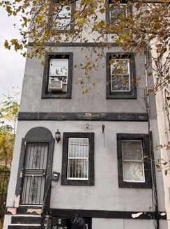 7-Bedroom Townhouse  for Rent in Philadelphia, PA 19121 – $2750/mo | 6 Baths | Updated 2025