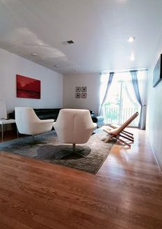 4-Bedroom Townhouse  for Rent in Chicago, IL 60637 – $4500/mo | 2 Baths | Updated 2025