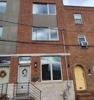 3-Bedroom Townhouse  for Rent in Philadelphia, PA 19147 – $2950/mo | 3 Baths | Updated 2025