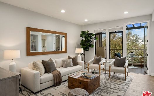 Condo for Sale in Playa Vista, CA 90094 – 2 Bedrooms, 3 Baths – $1299999