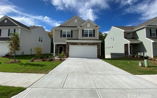 3-Bedroom Single Family Home for Rent in Charlotte, NC 28278 – $2400/mo | 3 Baths | Updated 2025