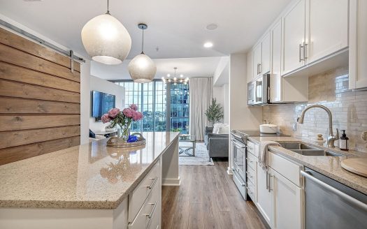 Condo for Sale in Nashville, TN 37203 – 2 Bedroom, 1 Bath – $659000