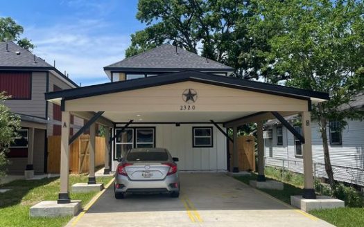 3-Bedroom Townhouse  for Rent in Houston, TX 77088 – $1740/mo | 3 Baths | Updated 2025