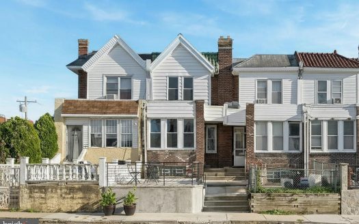 Townhouse for Sale in Philadelphia, PA 19149 – 4 Bedrooms, 4 Baths – $349000