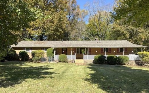 3-Bedroom Single Family Home for Rent in Charlotte, NC 28262 – $2200/mo | 2 Baths | Updated 2025