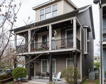 3-Bedroom Single Family Home for Rent in Nashville, TN 37205 – $3600/mo | 3 Baths | Updated 2025