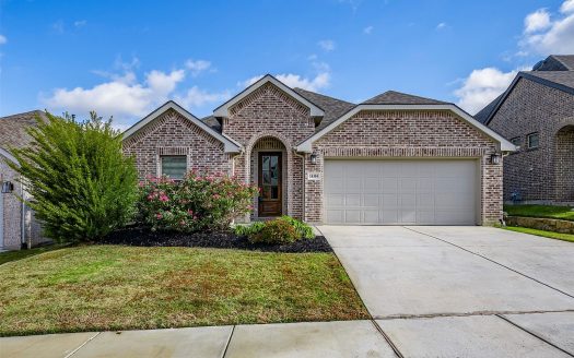 Single Family Home for Sale in Roanoke, TX 76262 – 4 Bedrooms, 2 Baths – $529850