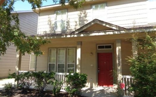 3-Bedroom Townhouse  for Rent in Houston, TX 77095 – $1650/mo | 3 Baths | Updated 2025