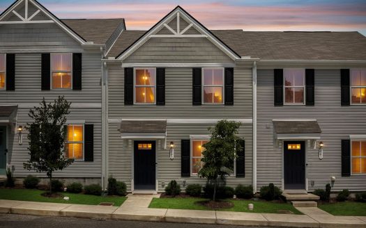 Townhouse for Sale in Nashville, TN 37207 – 3 Bedrooms, 3 Baths – $299900