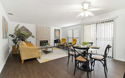 Condo for Sale in San Antonio, TX 78213 – 2 Bedrooms, 2 Baths – $160000