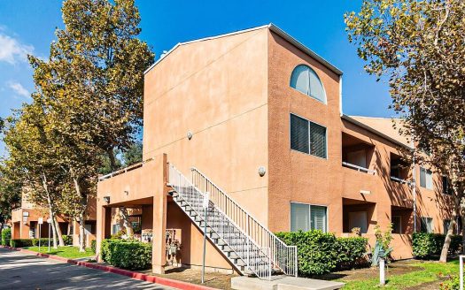 Condo for Sale in Pacoima, CA 91331 – 1 Bedroom, 1 Bath – $305000