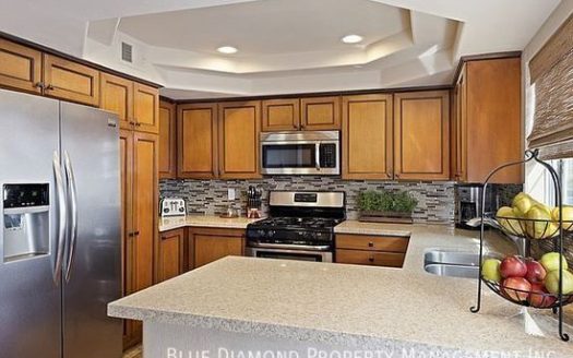 2-Bedroom Townhouse  for Rent in San Diego, CA 92130 – $3800/mo | 3 Baths | Updated 2025