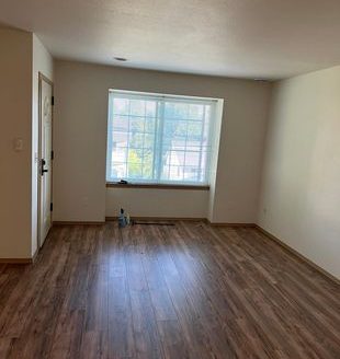 4-Bedroom Single Family Home for Rent in Seattle, WA 98118 – $3500/mo | 2 Baths | Updated 2025