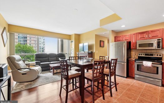 Condo for Sale in Philadelphia, PA 19123 – 1 Bedroom, 1 Bath – $274900