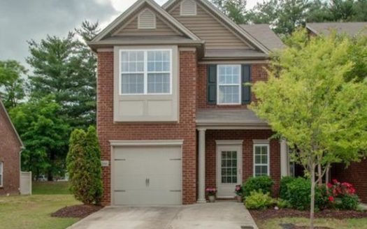 3-Bedroom Townhouse for Rent in Nashville, TN 37211 – $2300/mo | 3 Baths | Updated 2025