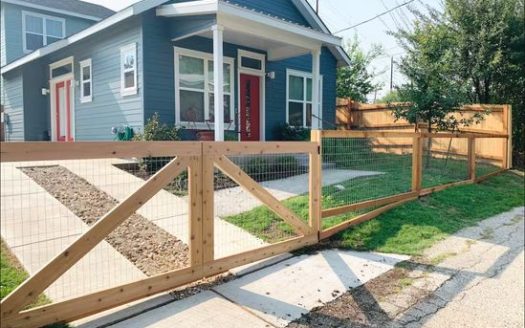 2-Bedroom Single Family Home for Rent in Austin, TX 78702 – $2600/mo | 1 Baths | Updated 2025