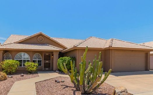 3-Bedroom Single Family Home for Rent in Cave Creek, AZ 85331 – $2695/mo | 2 Baths | Updated 2025