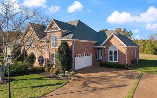 Townhouse for Sale in Hermitage, TN 37076 – 3 Bedrooms, 3 Baths – $437500