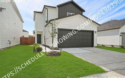 3-Bedroom Single Family Home for Rent in Houston, TX 77053 – $2095/mo | 3 Baths | Updated 2025