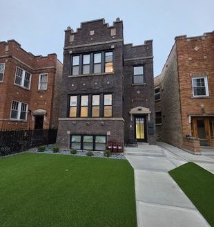 2-Bedroom Apartment  for Rent in Chicago, IL 60618 – $2550/mo | 2 Baths | Updated 2025