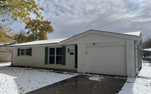 3-Bedroom Single Family Home for Rent in Indianapolis, IN 46235 – $1350/mo | 1 Baths | Updated 2025
