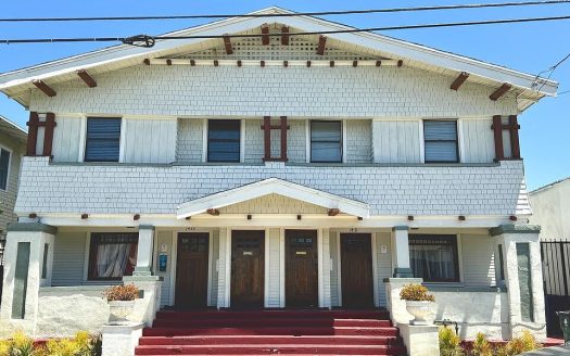 Multi Family Home for Sale in Los Angeles, CA 90007 – 16 Bedrooms, 8 Baths – $1499000