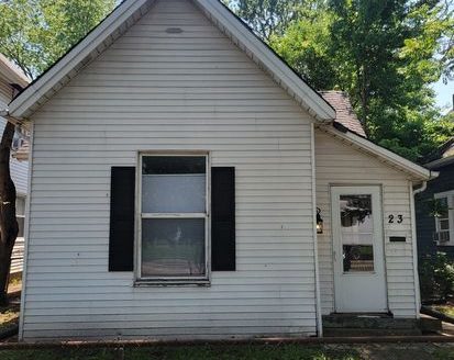 4-Bedroom Single Family Home for Rent in Indianapolis, IN 46225 – $895/mo | 1 Baths | Updated 2025
