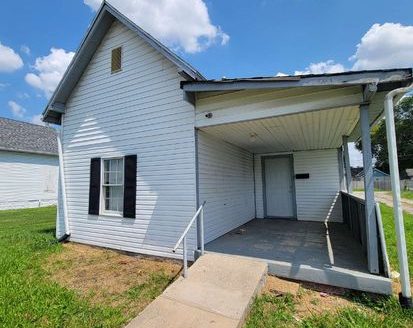 3-Bedroom Single Family Home for Rent in Indianapolis, IN 46221 – $850/mo | 1 Baths | Updated 2025