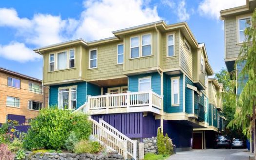 2-Bedroom Townhouse  for Rent in Seattle, WA 98102 – $3800/mo | 3 Baths | Updated 2025