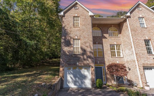 Townhouse for Sale in Nashville, TN 37221 – 3 Bedrooms, 4 Baths – $469990