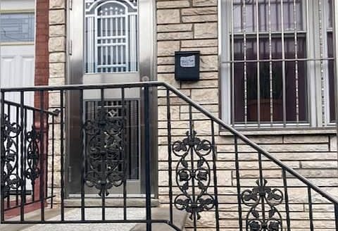 Townhouse for Sale in Philadelphia, PA 19148 – 4 Bedrooms, 5 Baths – $375000