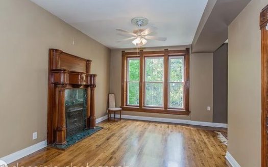 2-Bedroom Apartment for Rent in Chicago, IL 60657 – $3195/mo | 1 Baths | Updated 2025